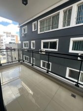 Zona Universitaria: 2 Hab, 2.5 Baños, Piscina y Gimnasio