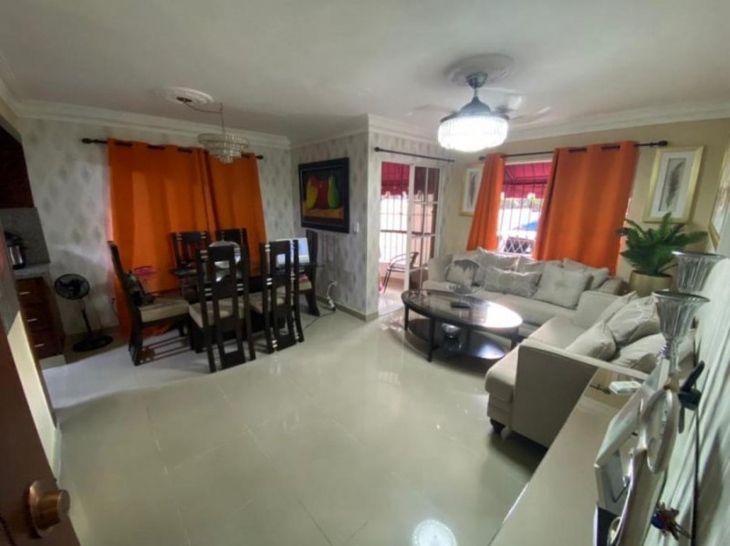 Foto Apartamento en Venta en Santo Domingo Este, Santo Domingo - $ 5.600.000 - APV23571 - BienesOnLine