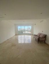 FoxPiantini.com - V165 | Venta de Apartamento en Piantini | Torre clásica, 7mo piso, amplio y remode