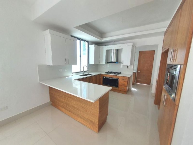 Casa en Venta en  Santiago de los Caballeros, Santiago