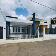 Casa en Venta en Llanos de Gurabo Santiago de los Caballeros, Santiago