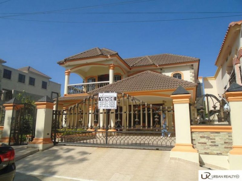 Foto Casa en Venta en santiago, Santiago de los Caballeros, Santiago - $ 11.000.000 - CAV3128 - BienesOnLine