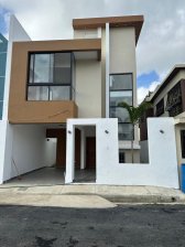 Casa en Venta en BRISA ORIENTAL Santo Domingo Este, Santo Domingo