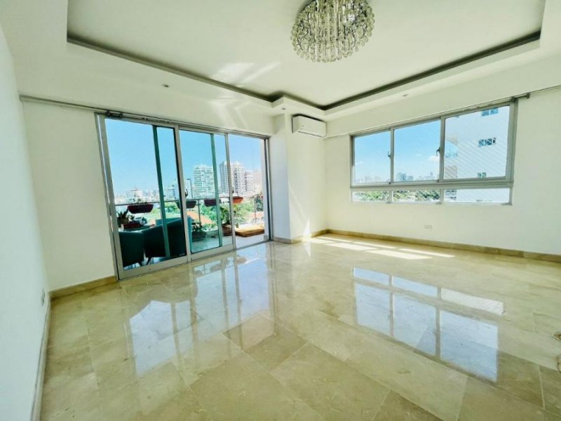 Apartamento en Venta en  Los Cacicazgos, Distrito Nacional