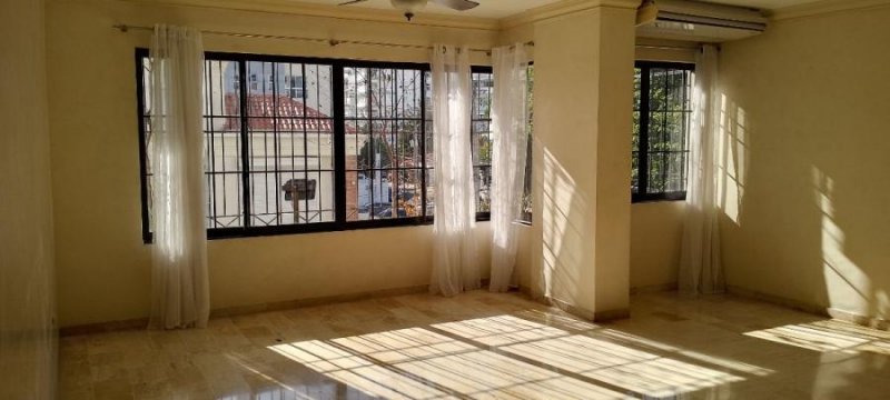 Apartamento en Alquiler en PIANTINI Piantini, Distrito Nacional
