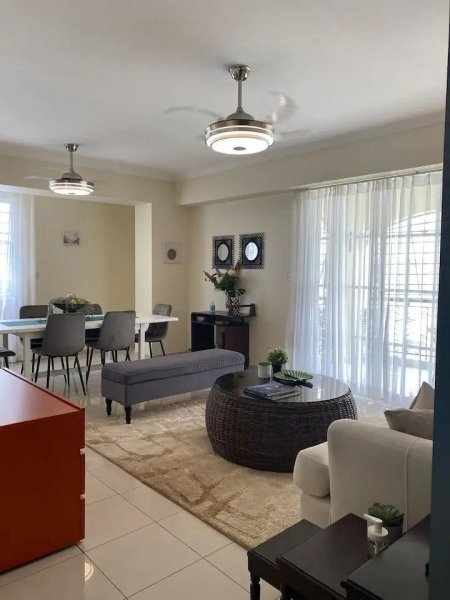 Apartamento en Alquiler en  Piantini, Distrito Nacional