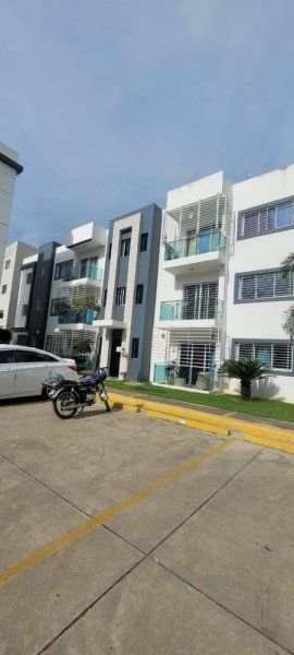 Alquiler de Apartamento en Los Rieles, Gurabo, Santiago, R.D.