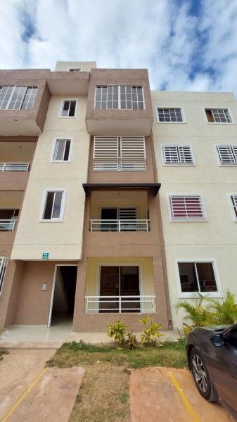Apartamento en Alquiler en  Salvaleón de Higüey, La Altagracia