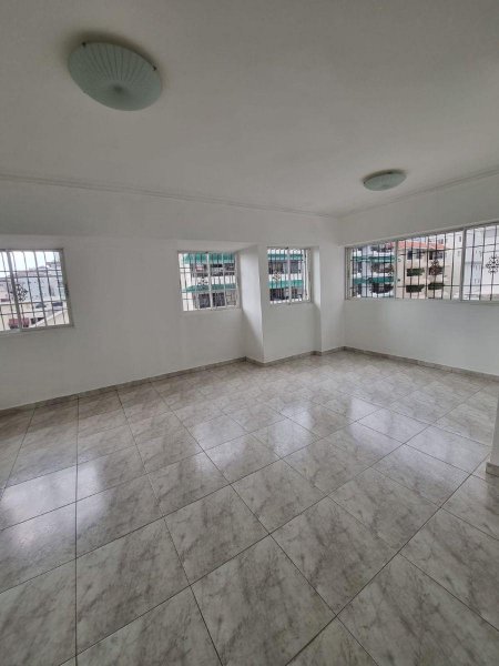 VENDO APARTAMENTO EN LA ANACAONA