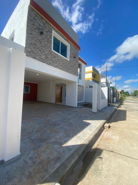 Casa en Venta en PRADO ORIENTAL Santo Domingo Este, Santo Domingo