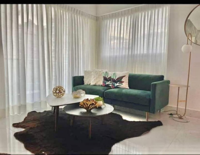 Apartamento en Alquiler en  Piantini, Distrito Nacional