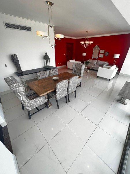 Apartamento en Alquiler en  Los Cacicazgos, Distrito Nacional