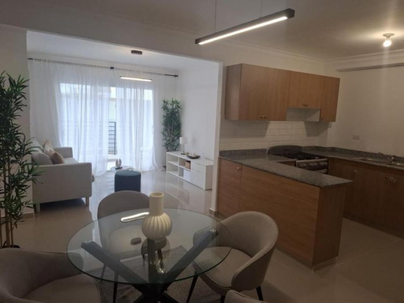 Apartamento en Venta en  Santo Domingo Este, Santo Domingo