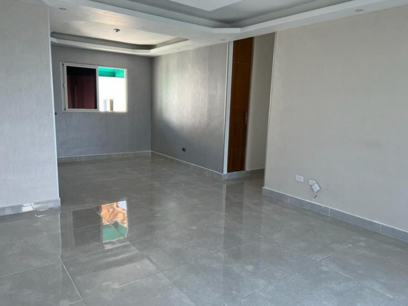 Apartamento en Alquiler en  Autopista San Isidro, Santo Domingo