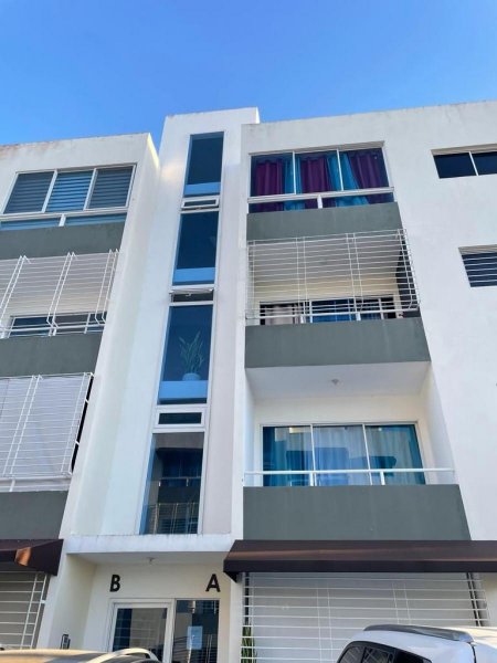 Apartamento en Alquiler en  Carretera de Licey, Santiago