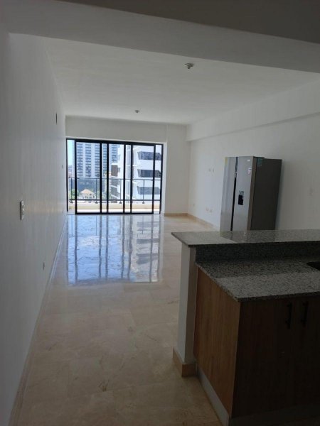 Apartamento en Serralles, Nuevo.