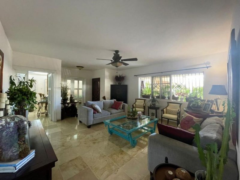 Foto Apartamento en Venta en BELLA VISTA, Bella Vista, Distrito Nacional - U$D 270.000 - APV13064 - BienesOnLine