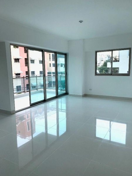 Foto Apartamento en Venta en Bella Vista, Bella Vista, Distrito Nacional - U$D 188.000 - APV6467 - BienesOnLine