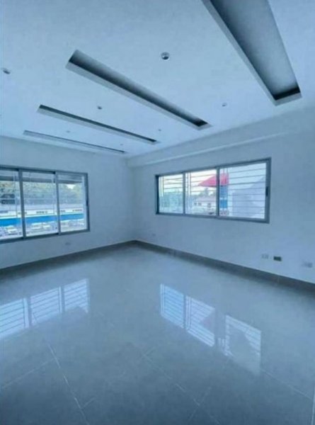 Apartamento en Venta en Av. Renacimiento. Santo Domingo Este, Santo Domingo