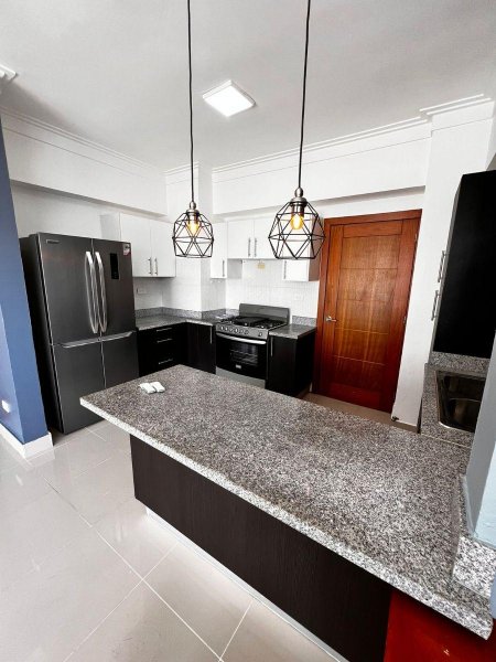 Foto Apartamento en Venta en Evaristo morales, Piantini, Distrito Nacional - U$D 220.000 - APV30529 - BienesOnLine