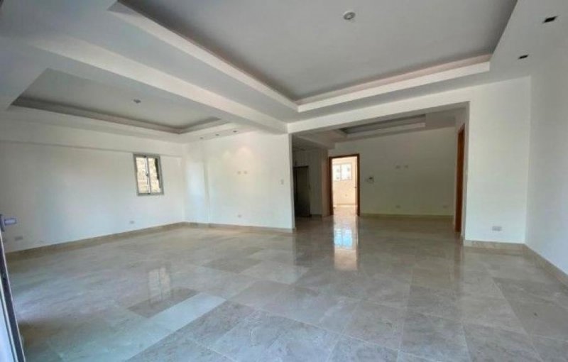 Apartamento en Venta o Alquiler – Segundo Nivel, La Esmeralda, Santiago, R.D.