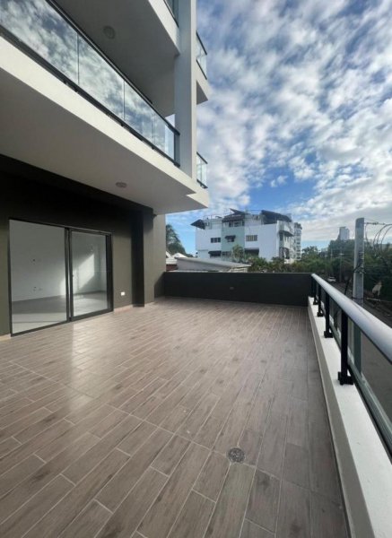 Apartamento listo para entrega 2do Nivel Urb. Real