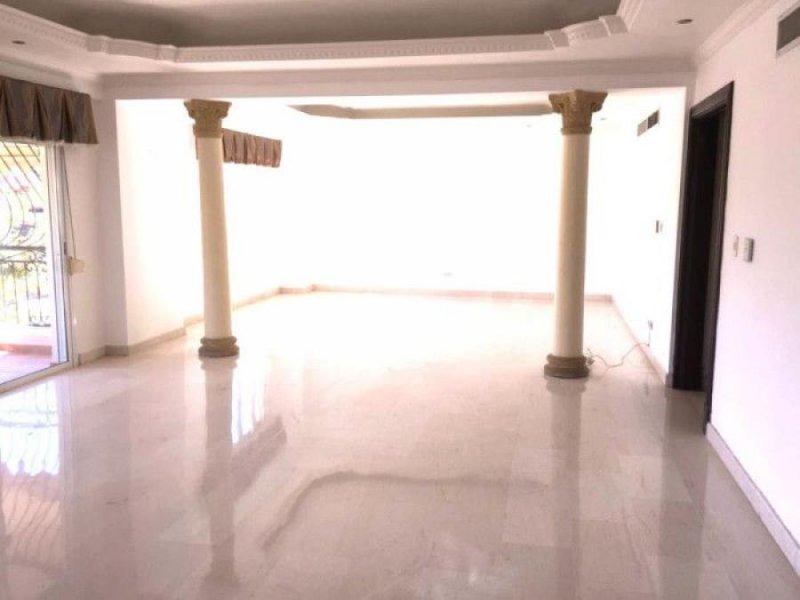 Apartamento en Alquiler en Bella Vista Distrito Nacional, Santo Domingo