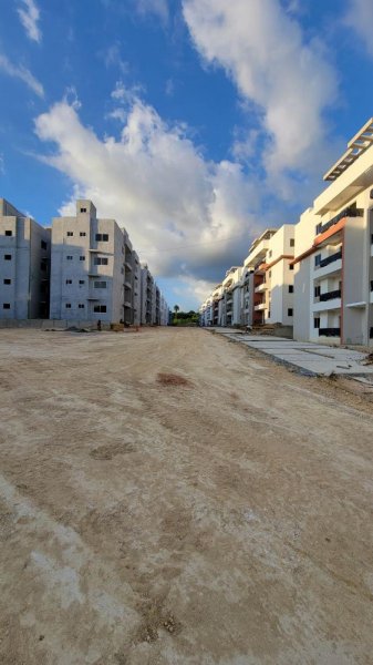 Apartamento en Venta en  Av. Jacobo Majluta, Santo Domingo
