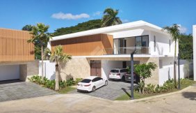CASA CON PATIO 170MTS PROYECTO CERRADO LAS CARMELITAS STGO.