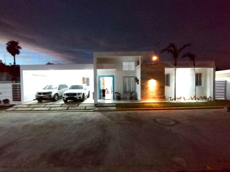 Foto Casa en Venta en Pontezuela, Santiago de los treinta Caballeros, Santiago - U$D 183.000 - CAV13920 - BienesOnLine