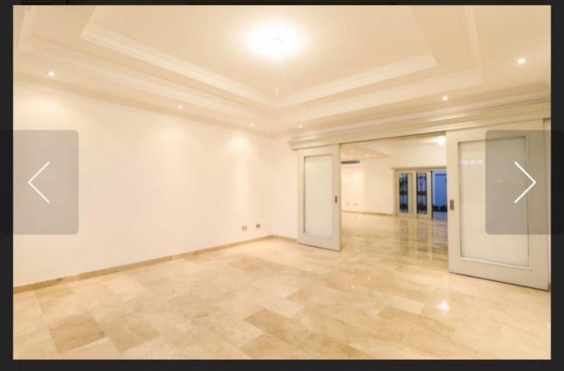 Casa en Venta en Arroyo Hondo Santo Domingo D.N., Distrito Nacional