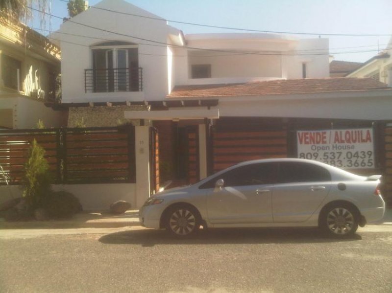 Foto Casa en Alquiler en Bella Vista, Distrito Nacional - U$D 850.000 - CAA1142 - BienesOnLine