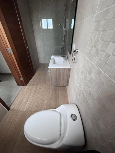 Apartamento en Alquiler en Serralles Distrito Nacional, Santo Domingo