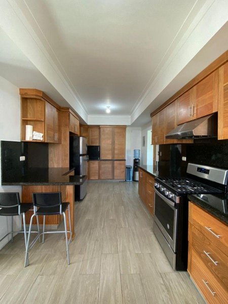 Foto Casa en Venta en Prolongación 27 de febrero, Guarda, Santo Domingo - U$D 343.000 - CAV13973 - BienesOnLine