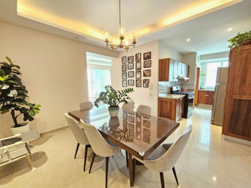 Apartamento en Venta en  Bella Vista, Distrito Nacional
