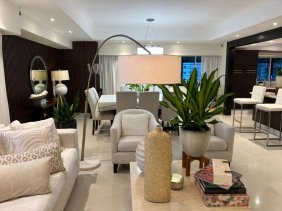 FoxPiantini.com  – V212 .- Penthouse en Piantini de venta, amplio y remodelado – vistas al mar   