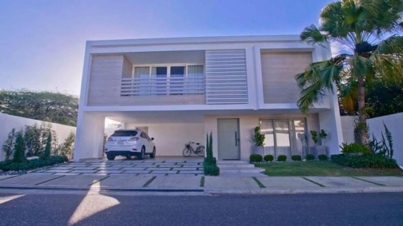 Casa en Venta en  Santiago de los Caballeros, Santiago