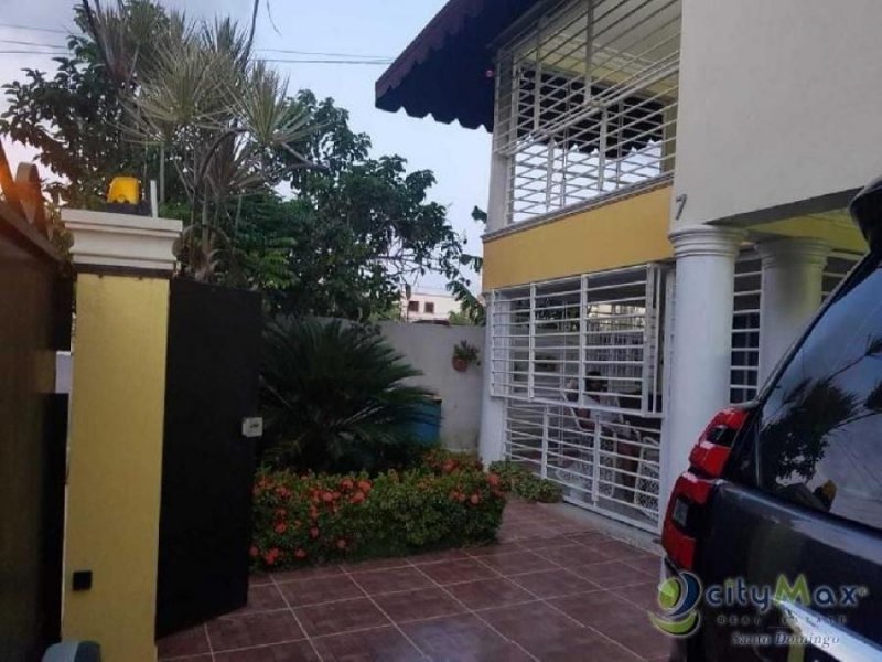 Casa en Venta en paraiso oriental santo domingo este, Distrito Nacional
