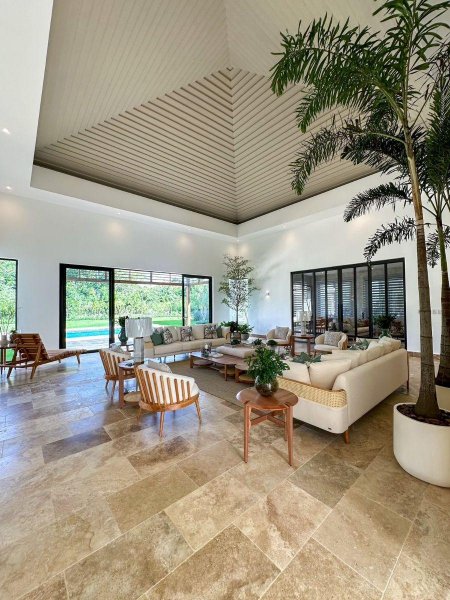 Foto Apartamento en Venta en La Romana, La Romana, La Romana - U$D 4.200.000 - APV74621 - BienesOnLine