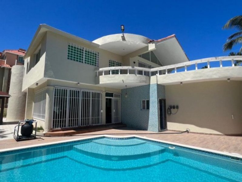 Foto Casa en Venta en Salvaleón de Higüey, La Altagracia - U$D 695.000 - CAV39373 - BienesOnLine