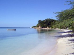 Hermoso Solar En Playa El Castillo, Bahia La Isabela, Puerto Plata, Deslindado 2,250 Mts