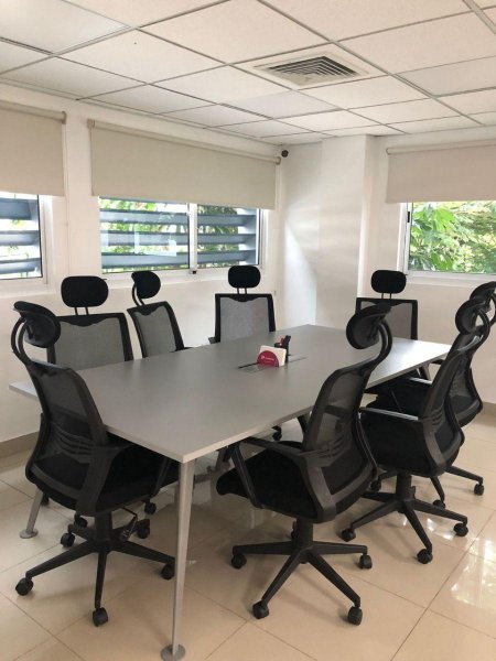 Foto Local en Alquiler en Los Prados, Distrito Nacional - U$D 4.000 - LOA17055 - BienesOnLine