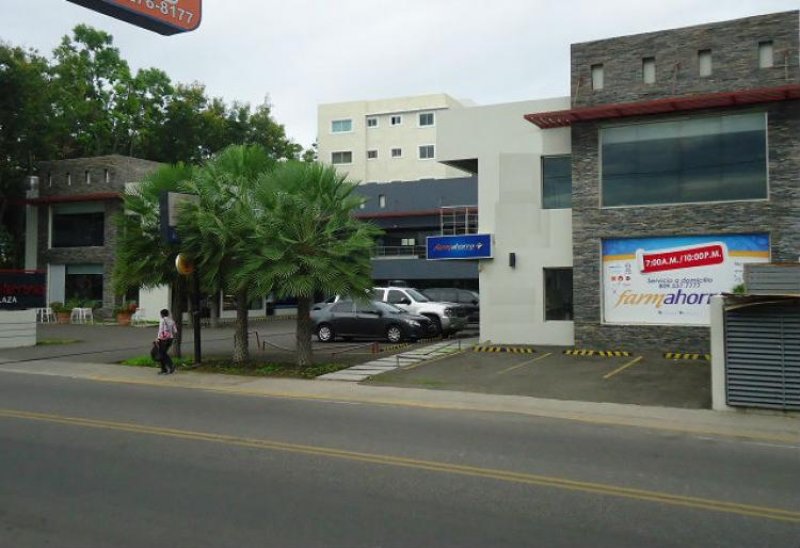 Foto Local en Alquiler en El Embrujo I, Santiago de los Caballeros, Santiago - U$D 550 - LOA3449 - BienesOnLine
