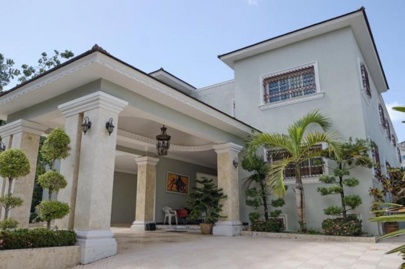 Casa en Venta en Arroyo Hondo Viejo Distrito Nacional, Santo Domingo