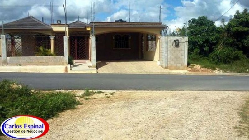Foto Casa en Venta en Higuey, Higüey, La Altagracia - $ 2.800.000 - CAV6384 - BienesOnLine