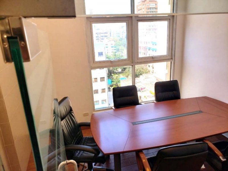 Foto Oficina en Alquiler en PIANTINI, Piantini, Distrito Nacional - U$D 1.450 - OFA21427 - BienesOnLine