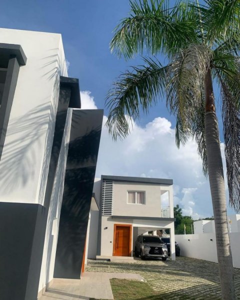 Foto Casa en Venta en Salvaleón de Higüey, La Altagracia - U$D 270.000 - CAV47155 - BienesOnLine