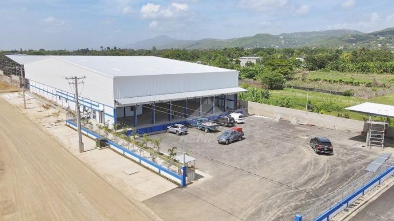 Foto Nave en Alquiler en Santiago de los Caballeros, Santiago - U$D 8.000 - NAA23006 - BienesOnLine