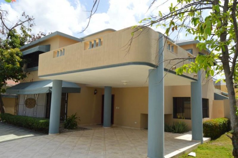 Foto Casa en Alquiler en 0, Santo Domingo de Guzmán, Distrito Nacional - U$D 2.500 - CAA12106 - BienesOnLine