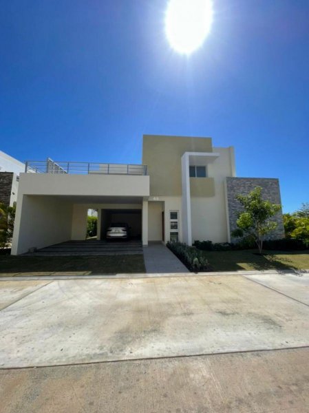 Foto Casa en Venta en Punta Cana, Salvaleón de Higüey, La Altagracia - CAV35267 - BienesOnLine